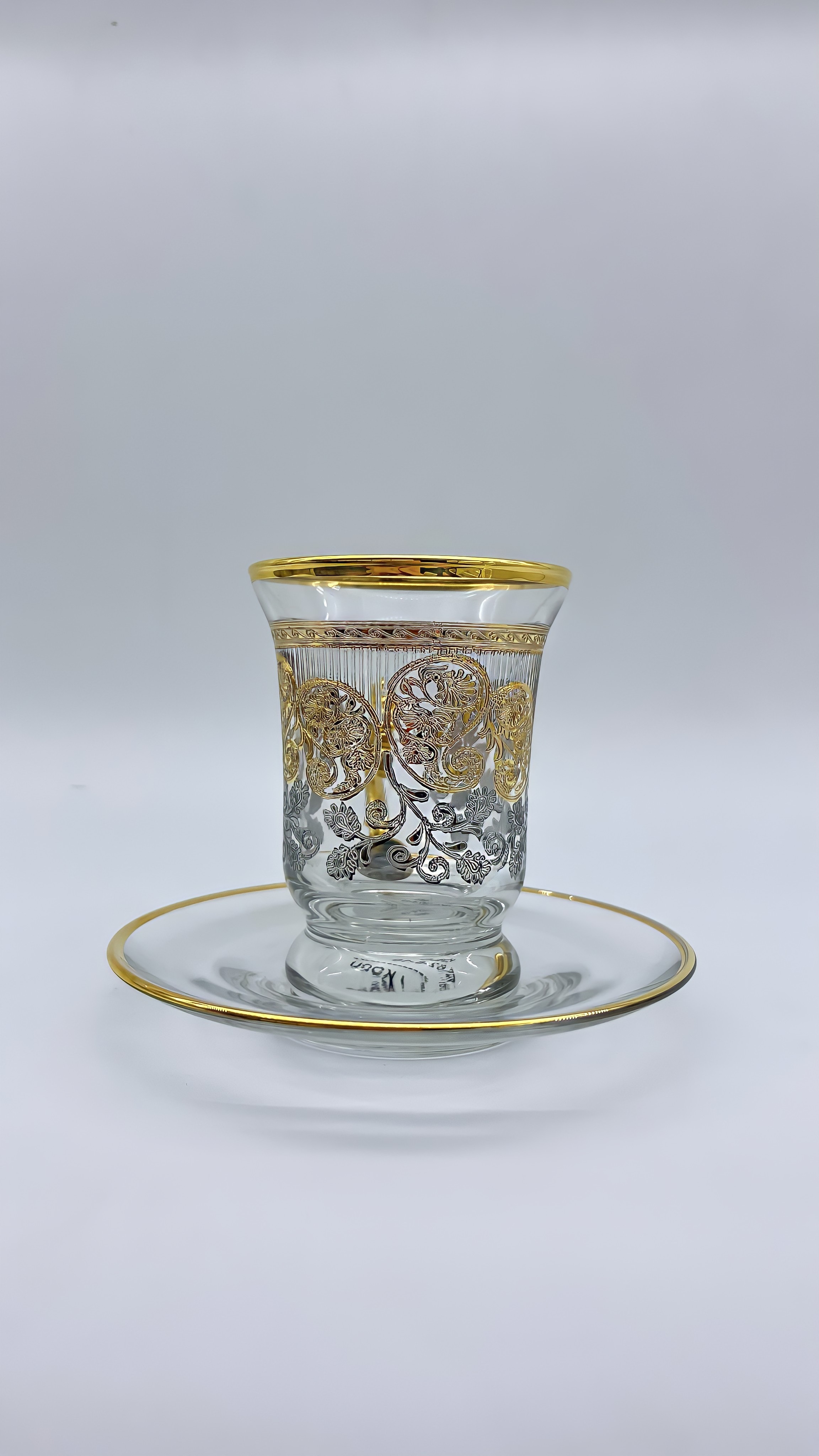 Lelis Glass